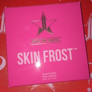Skin Frost in “Regina George”